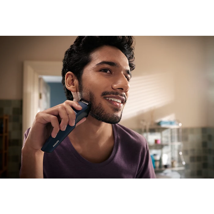 Philips BT1232/18 Battery Powered Skin-Protect Beard Trimmer for Men - Cordless Rechargeable with USB Charging - Thumbnail 3