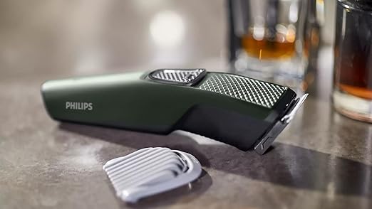 Philips BT1230/15 Corded Electric Skin-friendly Beard trimmer for Men, Dura Power Technology, Cordless Rechargeable with USB Charging, Charging indicator, Travel lock - Thumbnail 3