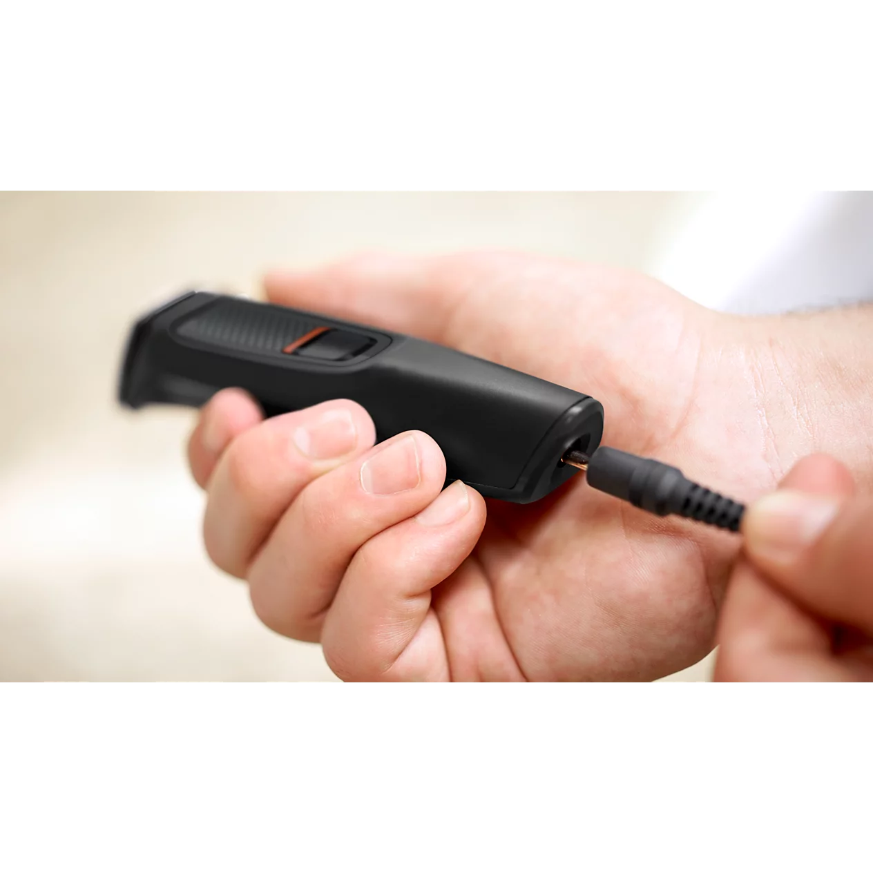 Philips Multigroom Series 3000 MG3710/15 6-in-1 Face Trimmer – All-in-One Grooming Solution - Thumbnail 3