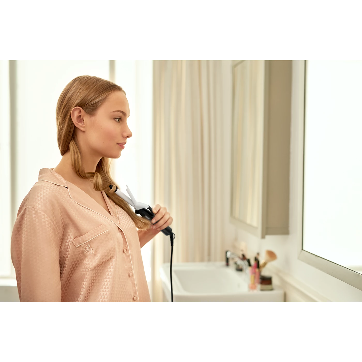 Buy Philips BHB862/00 StyleCare Essential Hair Curler – 16mm Ceramic Barrel for Beautiful Bouncy Curls - Thumbnail 2