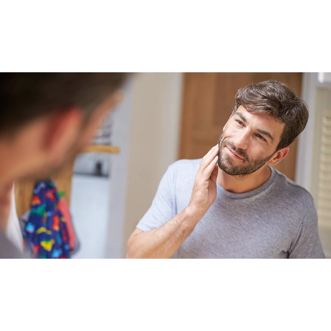 Philips Multigroom Series 3000 MG3710/15 6-in-1 Face Trimmer – All-in-One Grooming Solution - Thumbnail 6