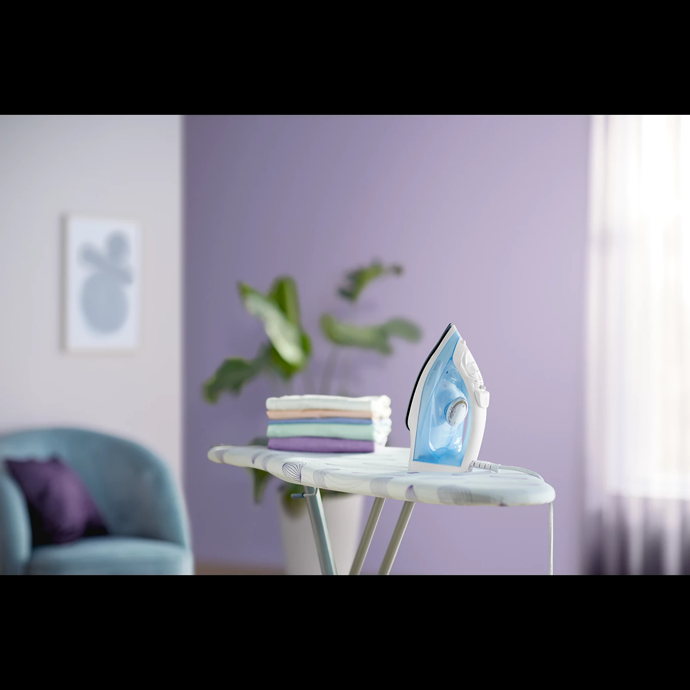 PHILIPS (GC-1740/20) STEAM IRON 2000W - Thumbnail 3
